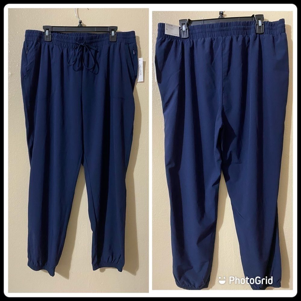 Solid Ankle-Length Jogger Pant
BY: ZAC AND RACHEL